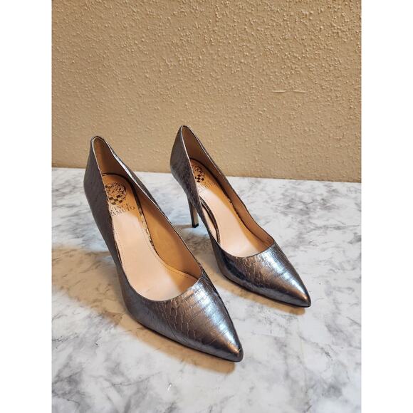 Vince Camuto Women's Gray Snake Skin Pumps Heels Size‎ 9.5 - Picture 1 of 10